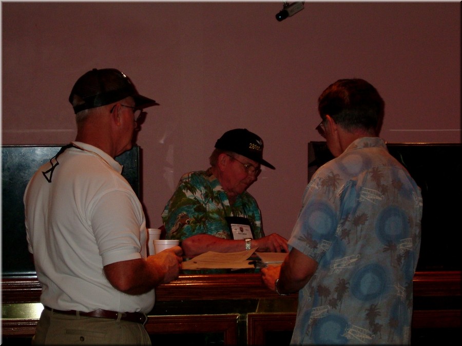 04Reunion 018.jpg