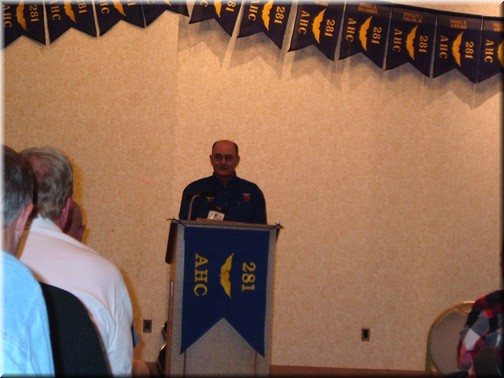 04Reunion 250-250.jpg
