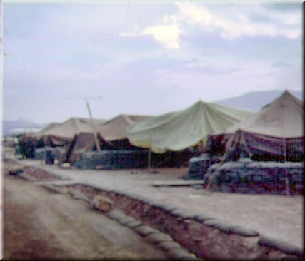 jm-252020-2520an-2520hoa-2520c_o_-2520tent_jpg.jpg