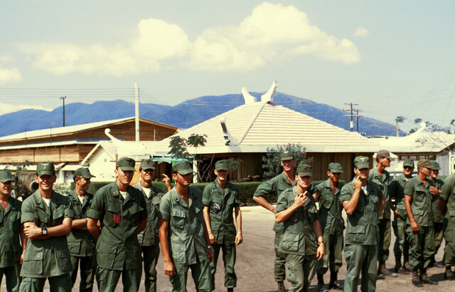 Change of command, feb 69