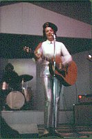 pbclubguitarist_jpg.jpg